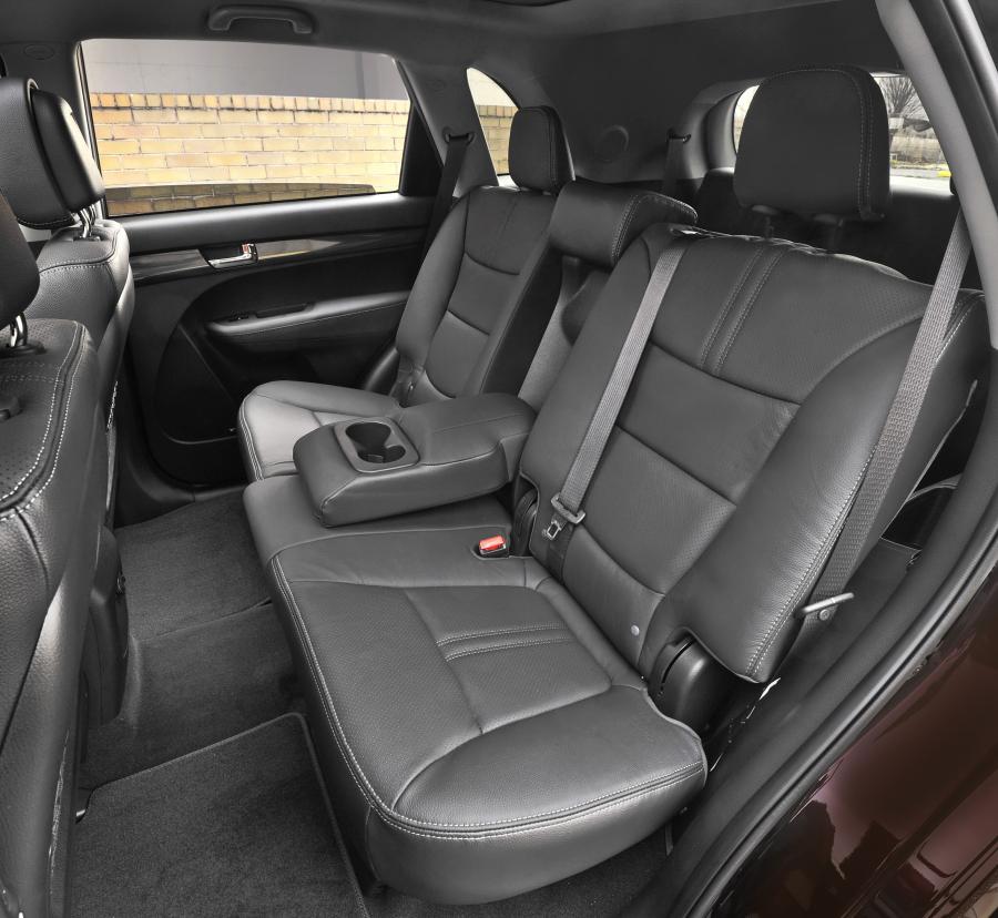  Kia Sorento 2010 года  (фото 128 из 238)
